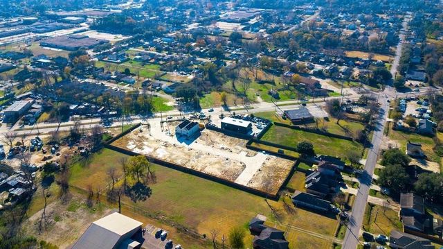 9102 Highland Northern Way, Houston, TX 77088