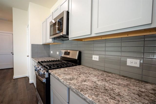 9102 Highland Northern Way, Houston, TX 77088