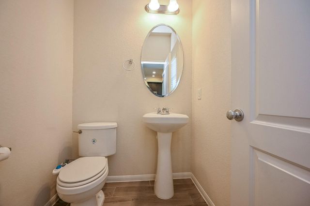 8231 Hawthorn Valley Lane, Houston, TX 77095