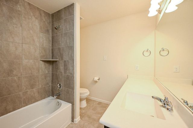 8231 Hawthorn Valley Lane, Houston, TX 77095