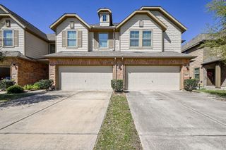8231 Hawthorn Valley Lane, Houston, TX 77095
