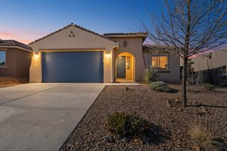4712 Bienvenido A Casa, Santa Fe, NM 87507