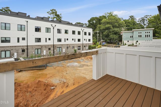 1201 Brookside Drive 112, Raleigh, NC 27604