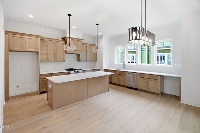 1201 Brookside Drive 112, Raleigh, NC 27604