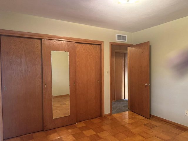 22 WELLE DRIVE, Oshkosh, WI 54902