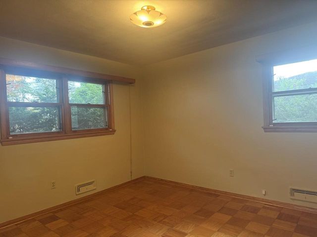 22 WELLE DRIVE, Oshkosh, WI 54902