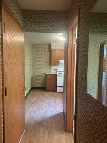 22 WELLE DRIVE, Oshkosh, WI 54902