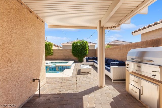 9360 Maple Red Court, Las Vegas, NV 89139