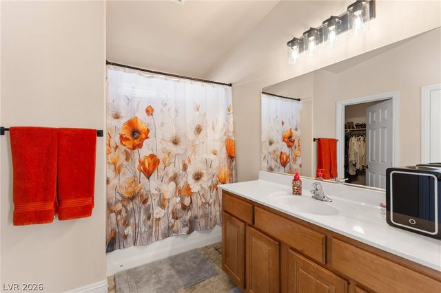 9360 Maple Red Court, Las Vegas, NV 89139