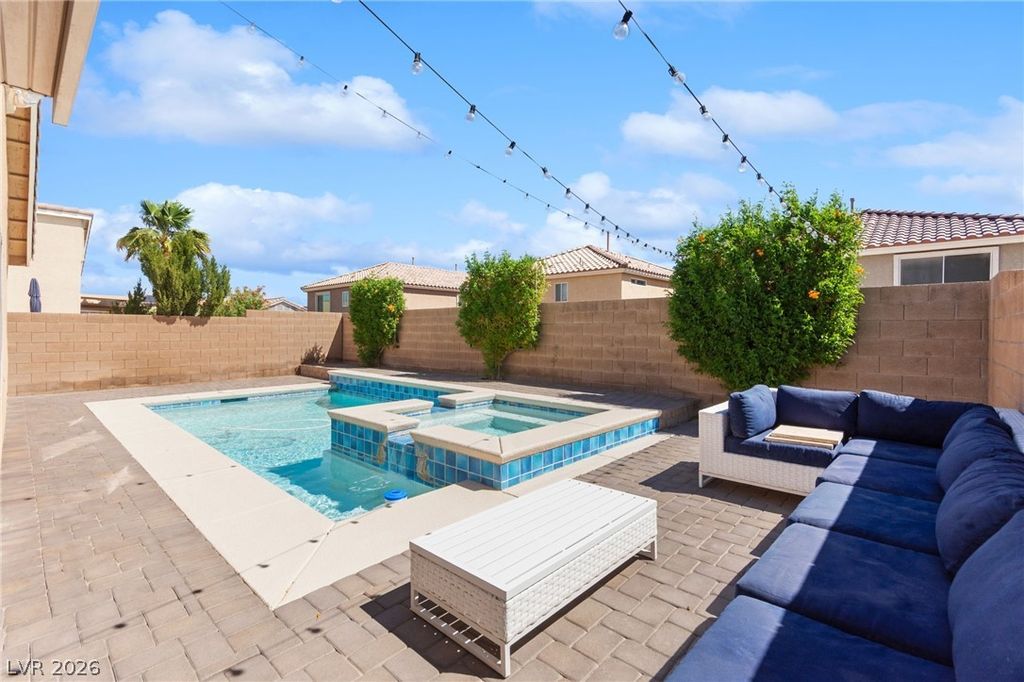 9360 Maple Red Court, Las Vegas, NV 89139