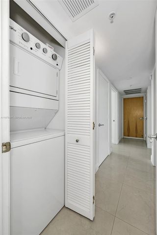 19400 Turnberry Way 932, Aventura, FL 33180