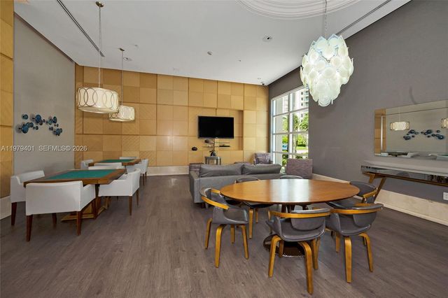 19400 Turnberry Way 932, Aventura, FL 33180