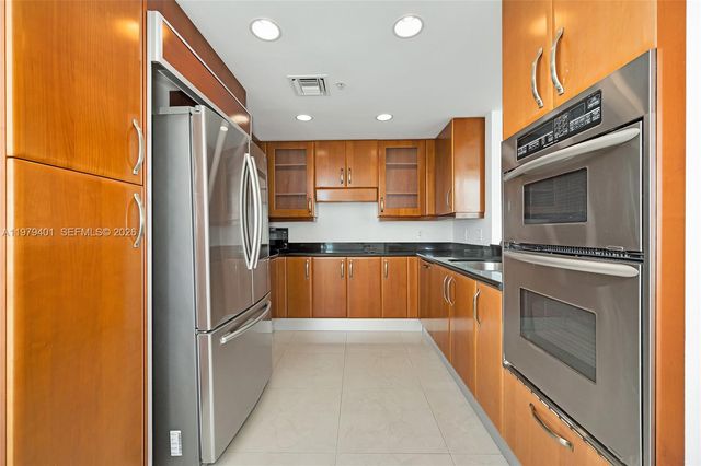 19400 Turnberry Way 932, Aventura, FL 33180