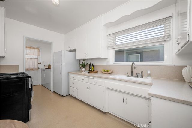 4328 Snowden Avenue, Lakewood, CA 90713