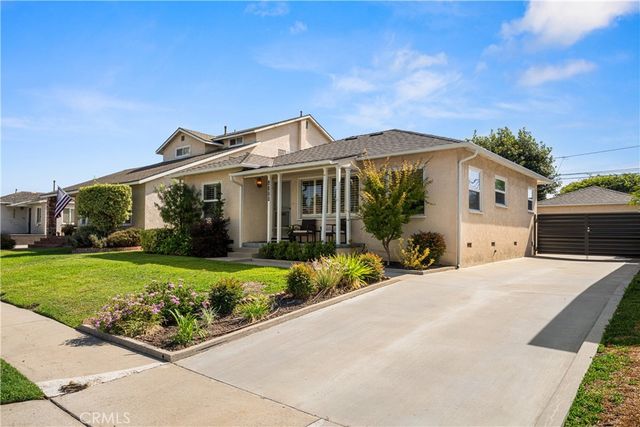 4328 Snowden Avenue, Lakewood, CA 90713