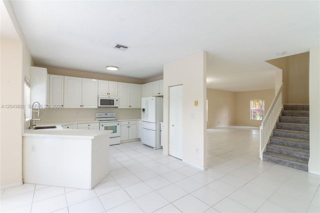 1473 SW 158th Avenue, Pembroke Pines, FL 33027