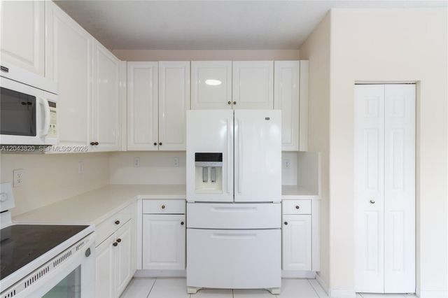 1473 SW 158th Avenue, Pembroke Pines, FL 33027