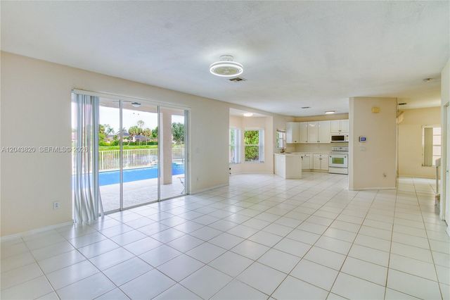 1473 SW 158th Avenue, Pembroke Pines, FL 33027