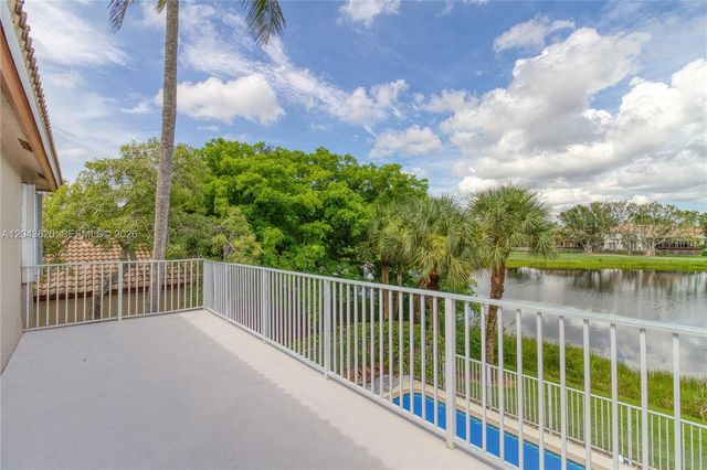 1473 SW 158th Avenue, Pembroke Pines, FL 33027