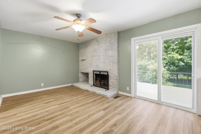 8603 Cool Brook Ct, Louisville, KY 40291