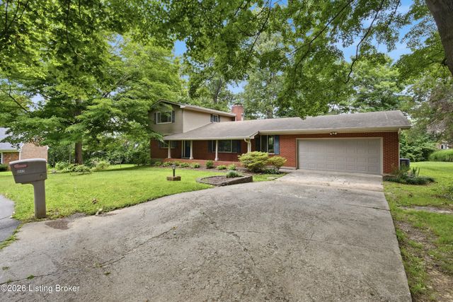 8603 Cool Brook Ct, Louisville, KY 40291