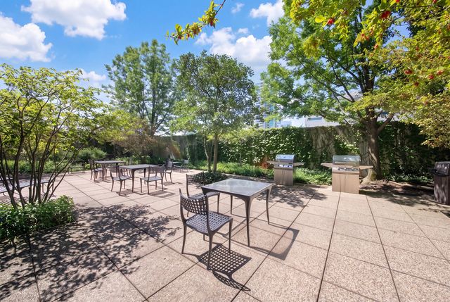 800 Elgin Road 1206, Evanston, IL 60201