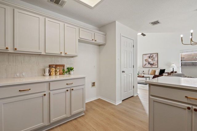 11416 Dog Leg DR, Austin, TX 78717