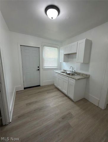 767 E 105th Street, Cleveland, OH 44108