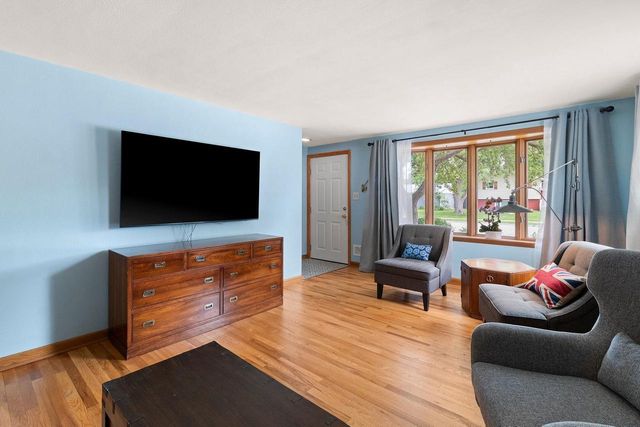 2030 LIBAL STREET, Green Bay, WI 54301