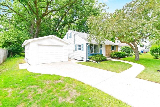 2030 LIBAL STREET, Green Bay, WI 54301