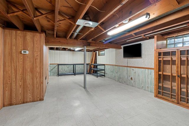 2030 LIBAL STREET, Green Bay, WI 54301