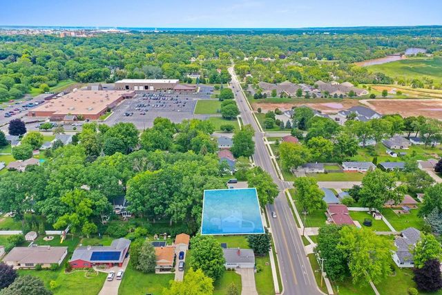 2030 LIBAL STREET, Green Bay, WI 54301