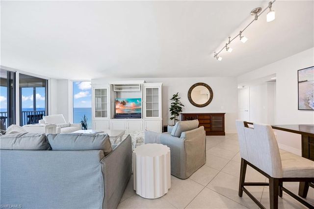 10691 Gulf Shore DR 1201, Naples, FL 34108