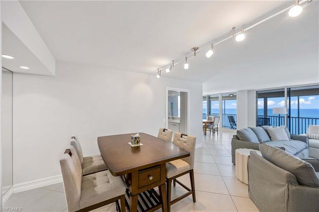10691 Gulf Shore DR 1201, Naples, FL 34108