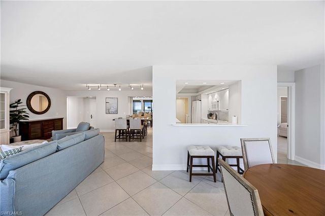 10691 Gulf Shore DR 1201, Naples, FL 34108