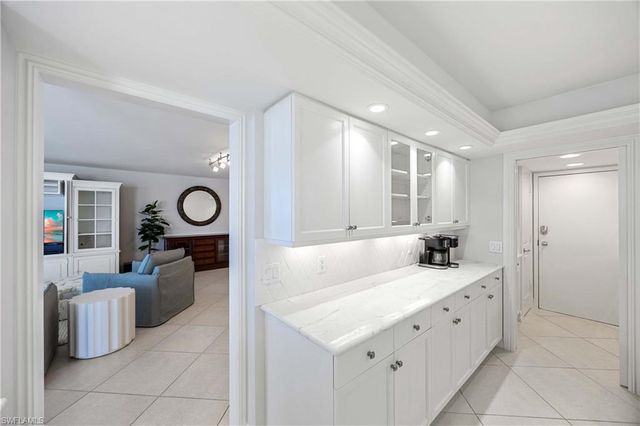 10691 Gulf Shore DR 1201, Naples, FL 34108