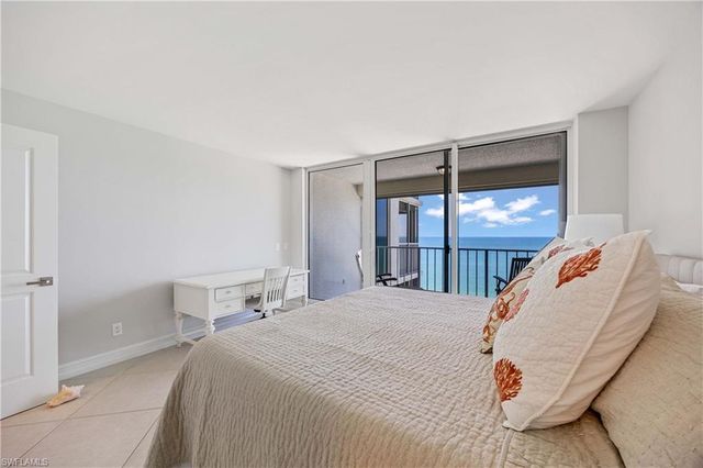 10691 Gulf Shore DR 1201, Naples, FL 34108