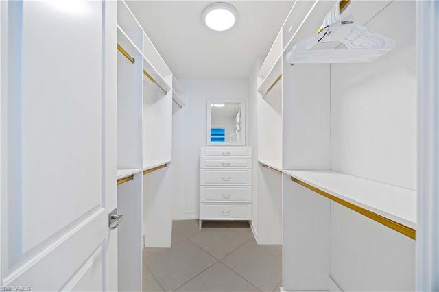 10691 Gulf Shore DR 1201, Naples, FL 34108