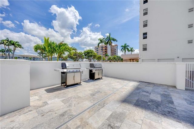 10691 Gulf Shore DR 1201, Naples, FL 34108