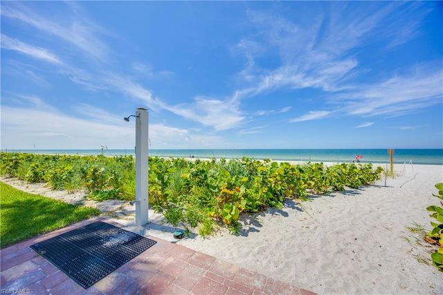 10691 Gulf Shore DR 1201, Naples, FL 34108