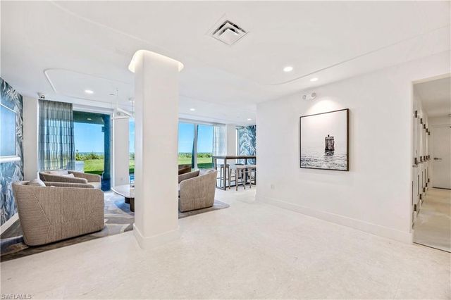 10691 Gulf Shore DR 1201, Naples, FL 34108