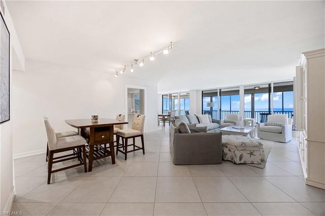 10691 Gulf Shore DR 1201, Naples, FL 34108