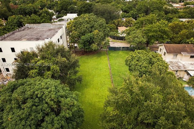 1001 SW 15th Ave, Miami, FL 33135