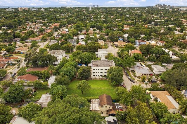 1001 SW 15th Ave, Miami, FL 33135