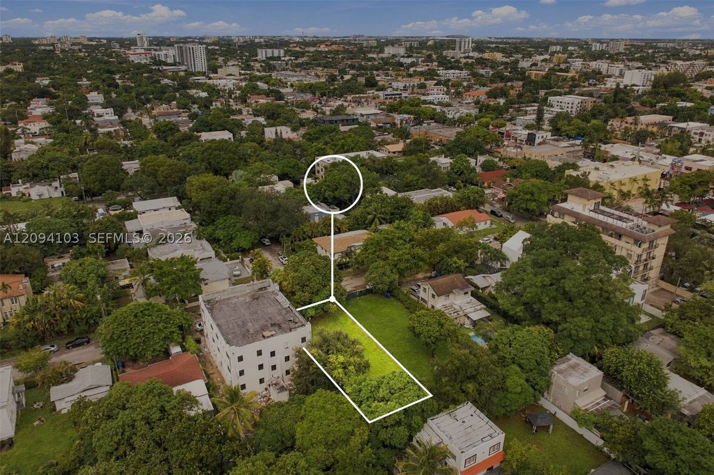 1001 SW 15th Ave, Miami, FL 33135
