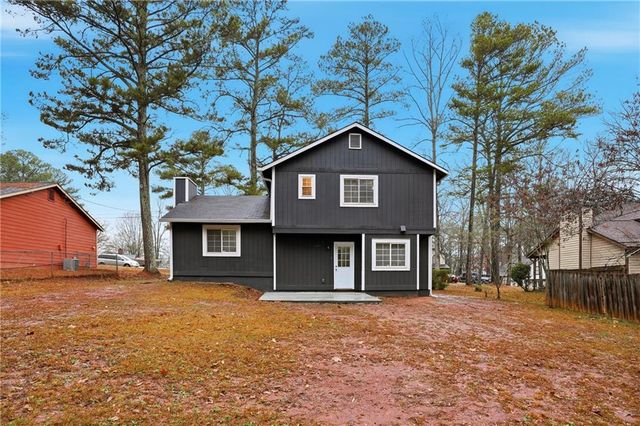 1045 Forest Path, Stone Mountain, GA 30088