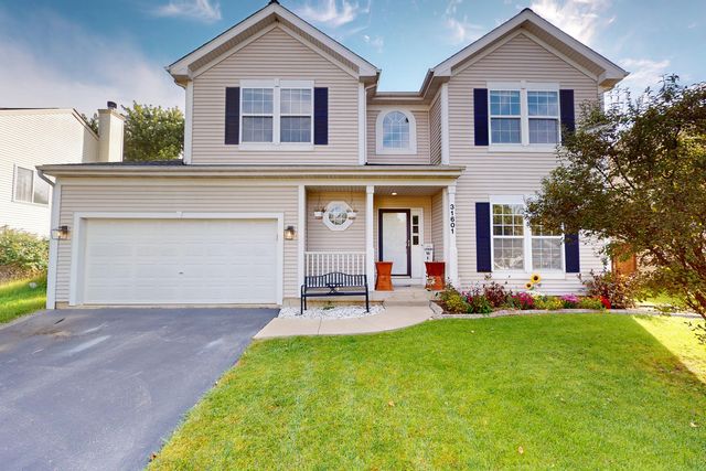 31601 N Pineview Boulevard, Lakemoor, IL 60051