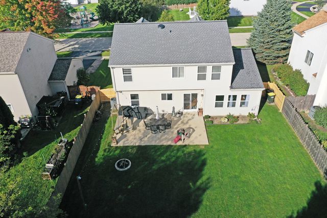 31601 N Pineview Boulevard, Lakemoor, IL 60051