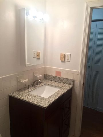 384 Great Rd A 103, Acton, MA 01720