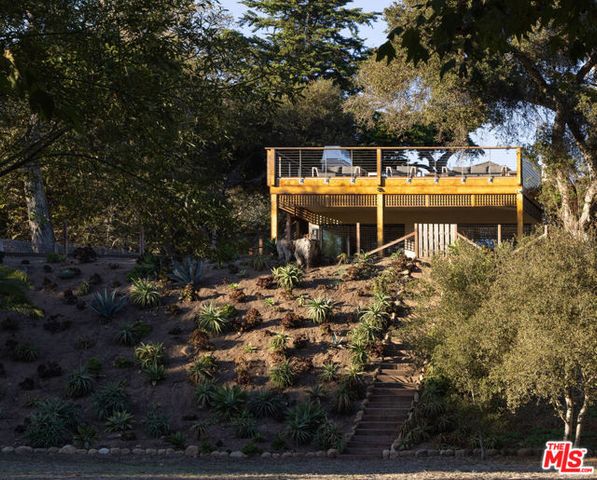 2937 Padaro Lane, Carpinteria, CA 93013